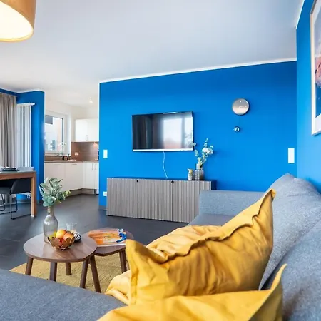 Apartment „backboard“ Mit Meerblick & Balkon